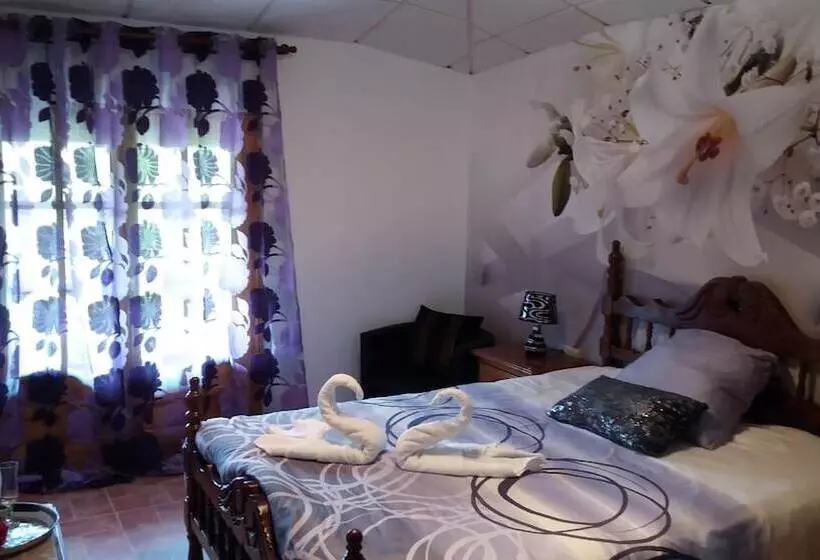 Hostal Rural Valverde