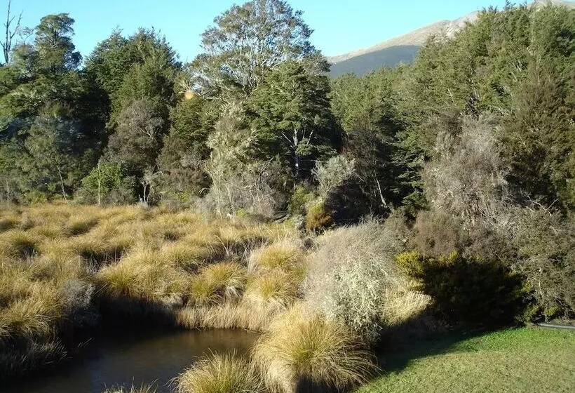 ホテル Alpine Lodge