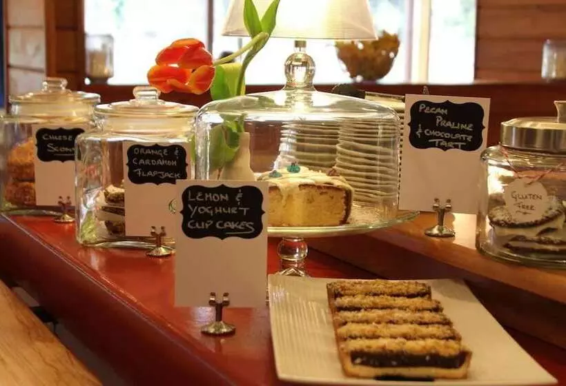 ホテル Alpine Lodge