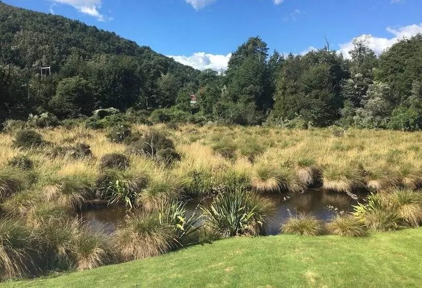 ホテル Alpine Lodge