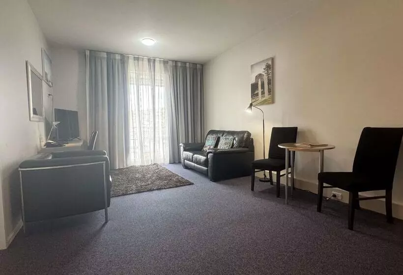 בית מלון כפרי Best Western Wellington