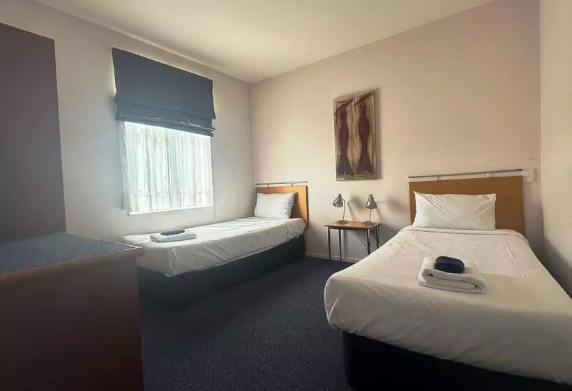 בית מלון כפרי Best Western Wellington