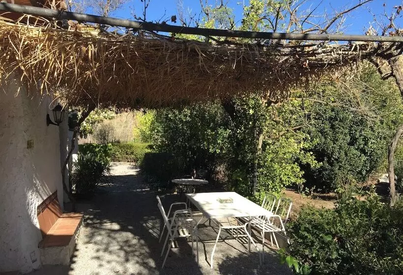 Hotel Casas Cueva Y Cortijo La Tala En Guadix