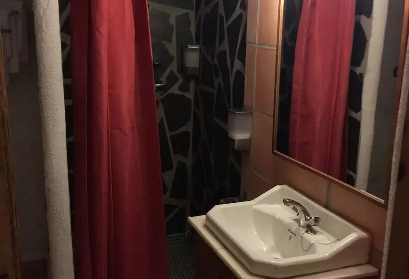 Hotel Casas Cueva Y Cortijo La Tala En Guadix