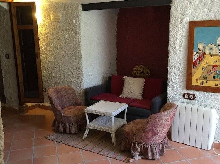 Hotel Casas Cueva Y Cortijo La Tala En Guadix