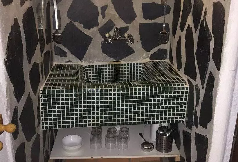 Hotel Casas Cueva Y Cortijo La Tala En Guadix