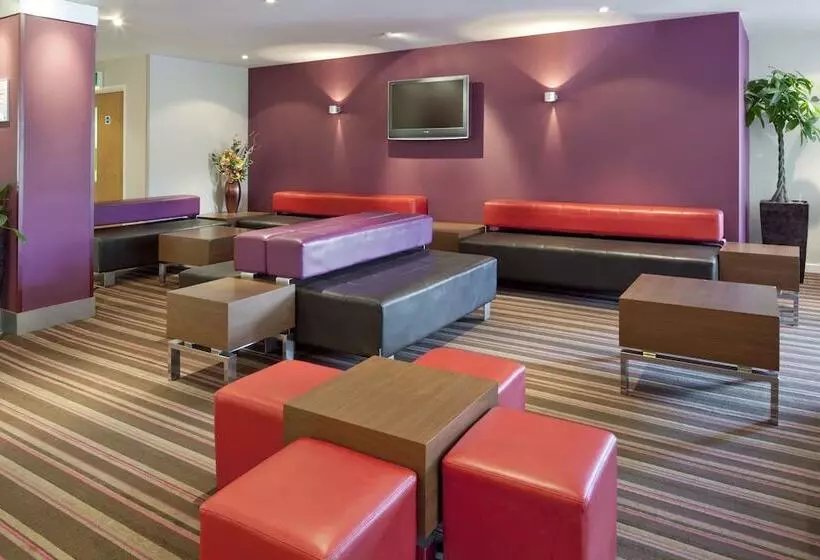 Hotel Holiday Inn Express Poole, An Ihg
