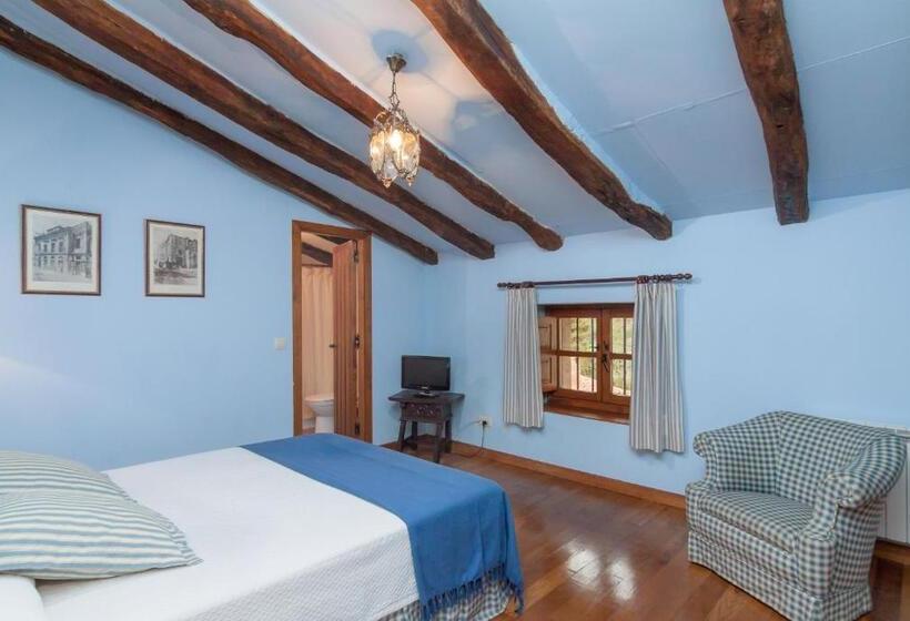 田舎風ホテル Casona De La Salceda