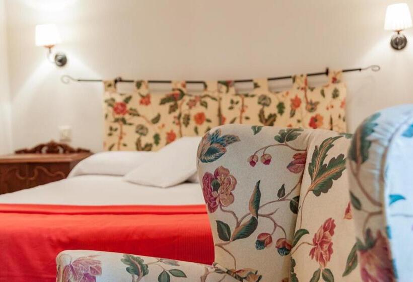 田舎風ホテル Casona De La Salceda