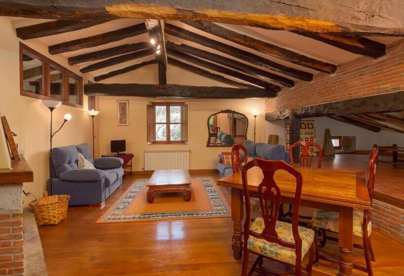 田舎風ホテル Casona De La Salceda