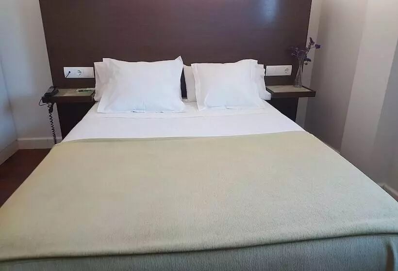 هتل روستایی Plaza Mayor