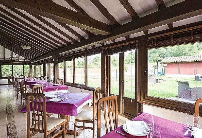 בית מלון כפרי Posada Restaurante Prada A Tope