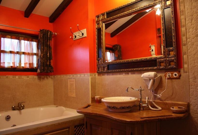 田舎風ホテル Posada Restaurante Prada A Tope