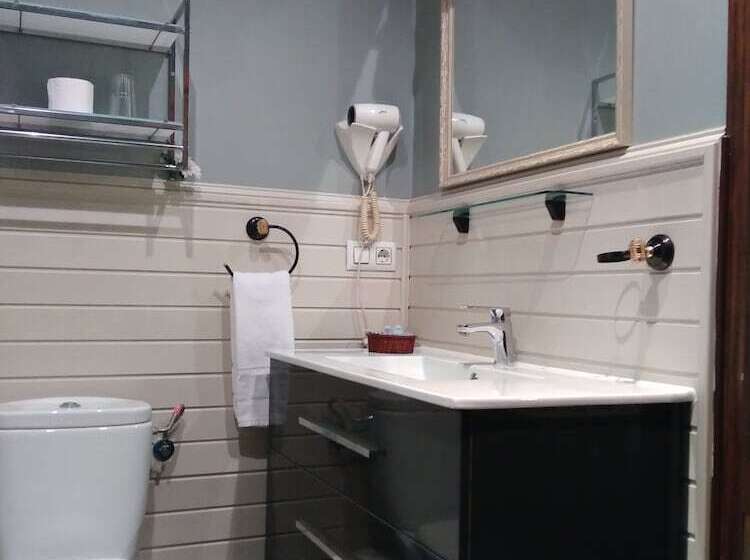 田舎風ホテル Posada Restaurante Prada A Tope