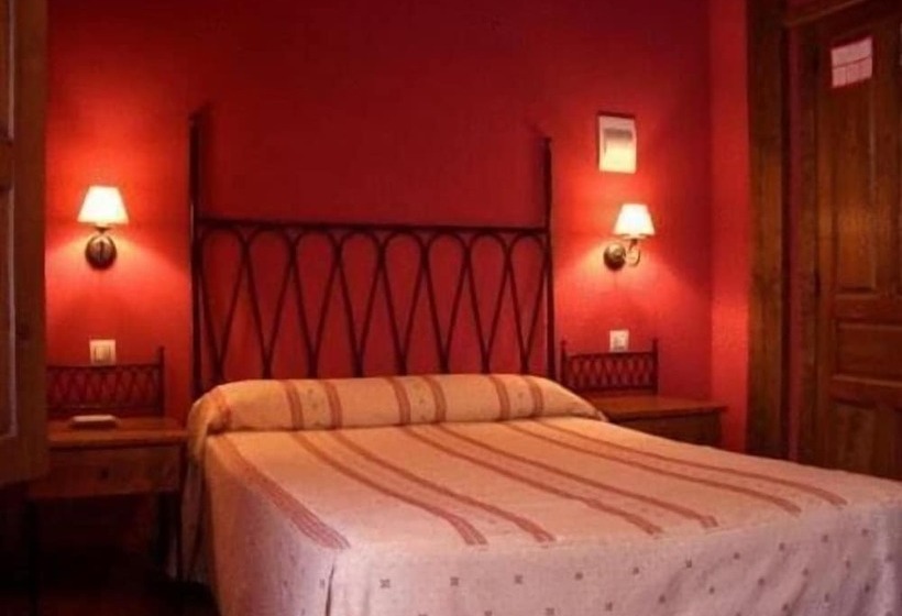 田舎風ホテル Posada Restaurante Prada A Tope