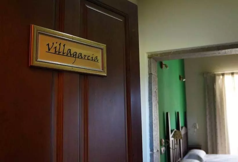 فندق ريفى Rural Palacio Fernández Heres