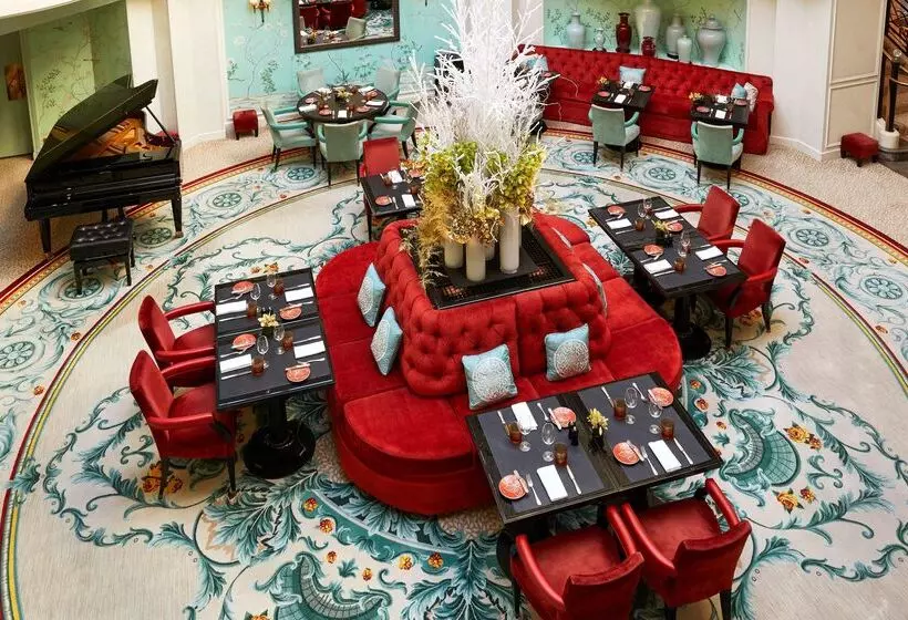 Hôtel Shangri La Paris