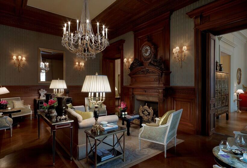 ホテル Shangri La Paris