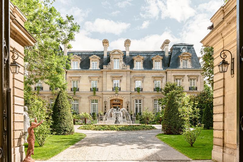 ホテル Shangri La Paris