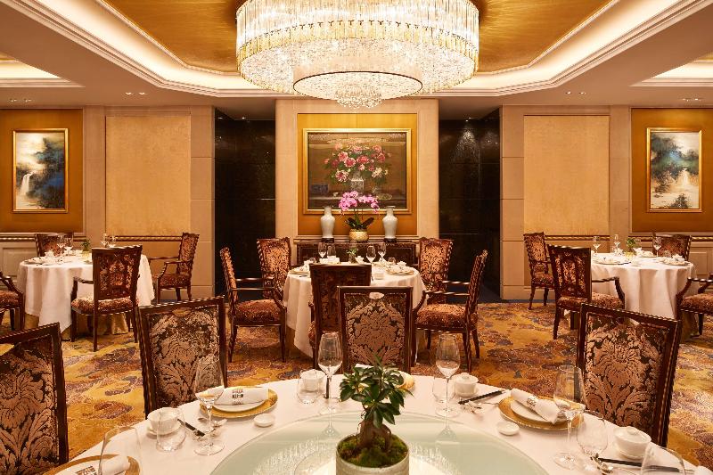 ホテル Shangri La Paris