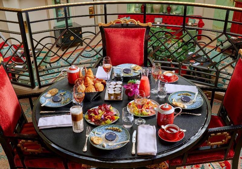 ホテル Shangri La Paris