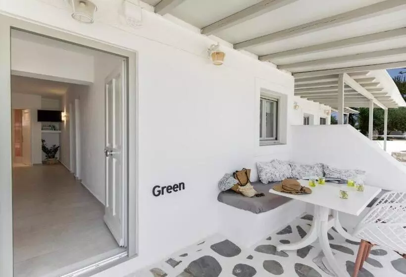 Margarita Studios Ambelas