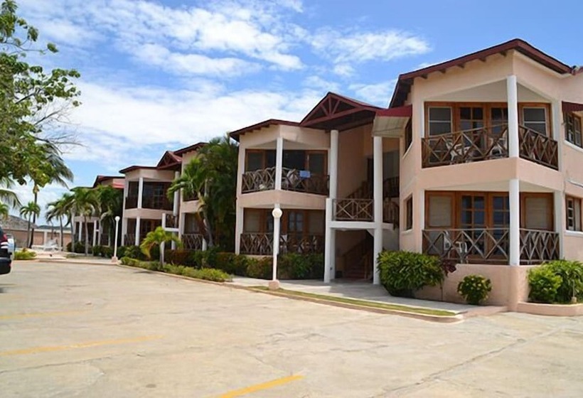 Aparta Hotel Cayo Arena Montecristi