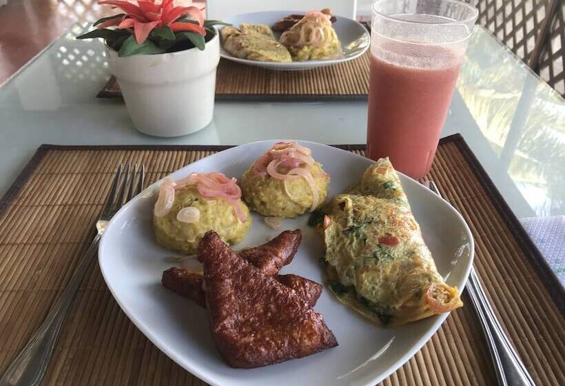 Aparta Hotel Cayo Arena Montecristi