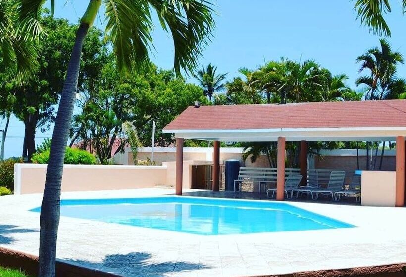 Aparta Hotel Cayo Arena Montecristi
