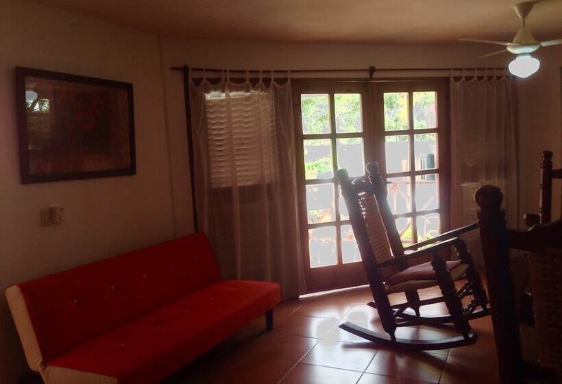 Aparta Hotel Cayo Arena Montecristi