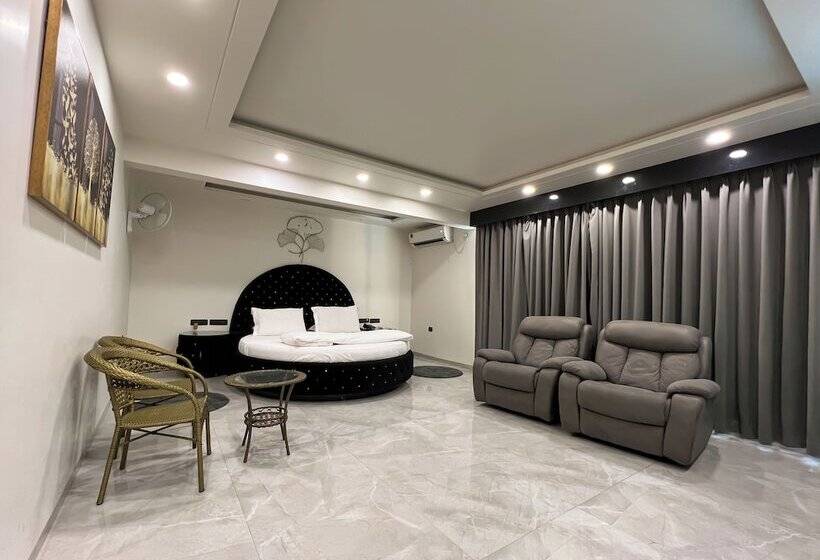 Hotel Anand Resort A Luxury Resort Nashik