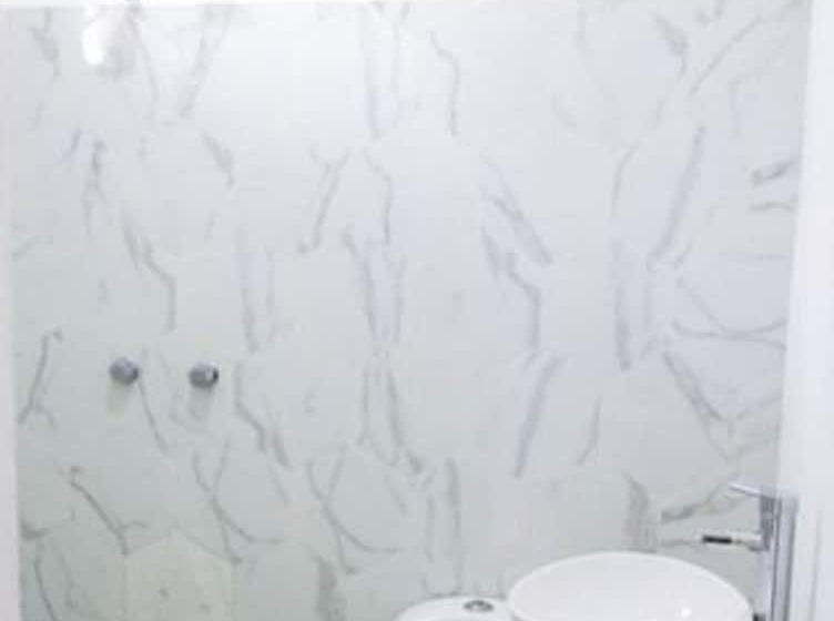 ホテル Hostal Tokio   Hostel