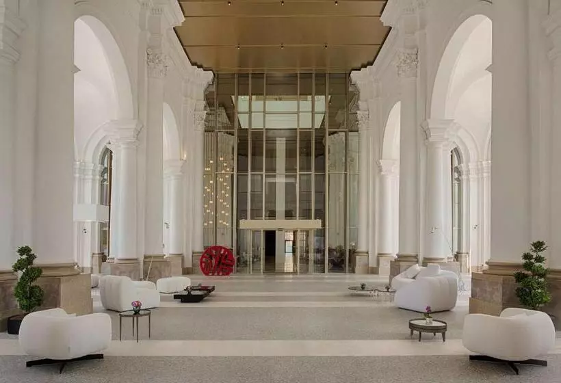 Hotelli NH Collection Milano Citylife