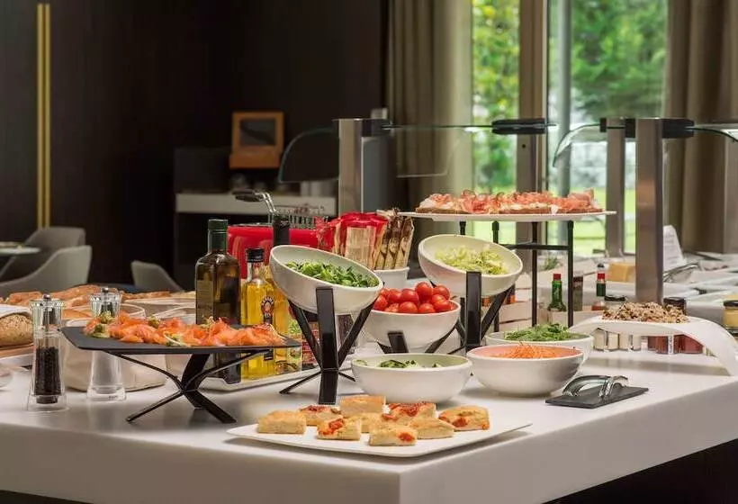 Hotelli NH Collection Milano Citylife