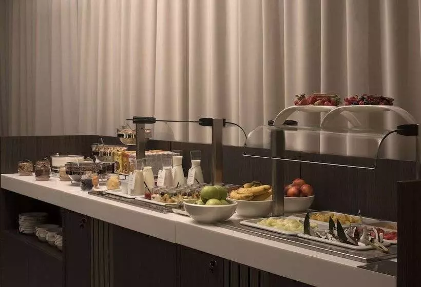 Hotelli NH Collection Milano Citylife