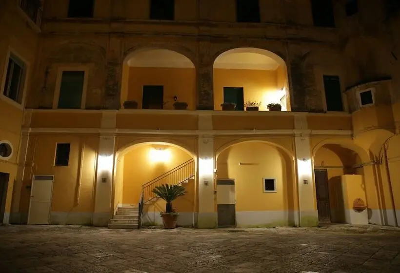 ホテル Palazzo Benucci   Residenza Di Charme