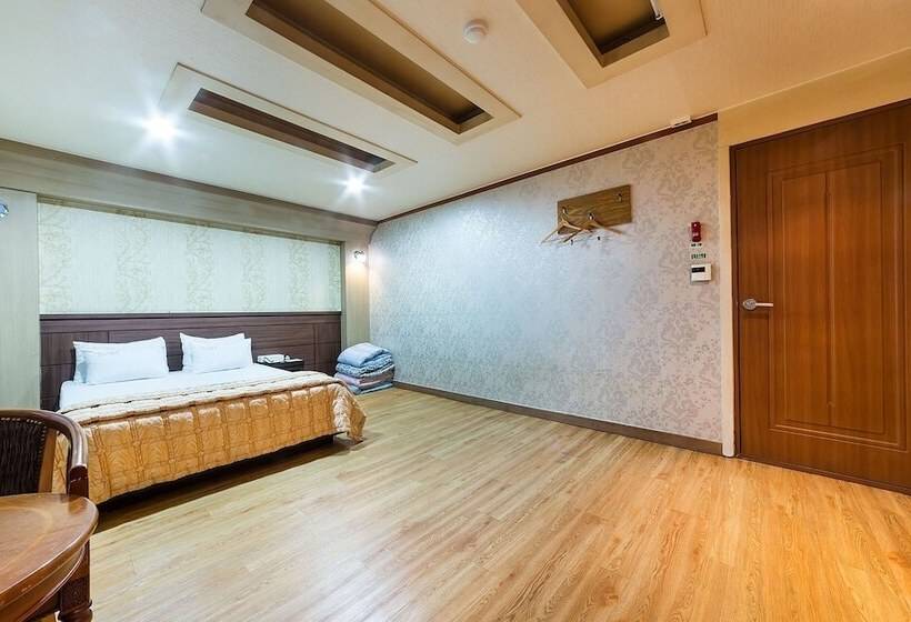 هتل Wonju New Sky