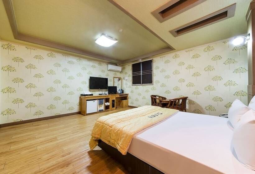 هتل Wonju New Sky