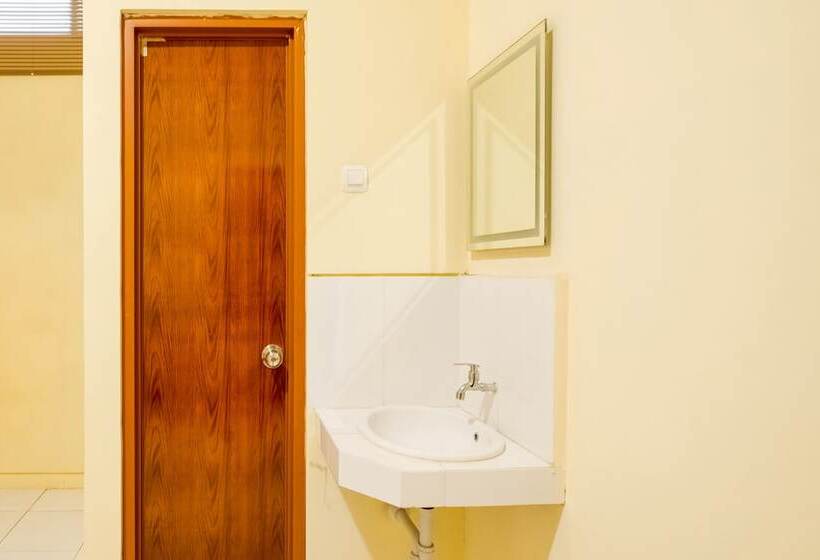 هتل 3 Point Residence By Oyo