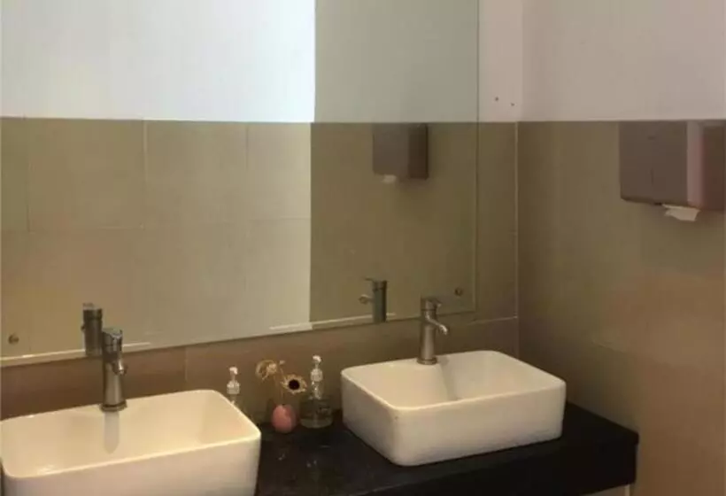 Borrman Hotel Maoming Avenue Donghui City