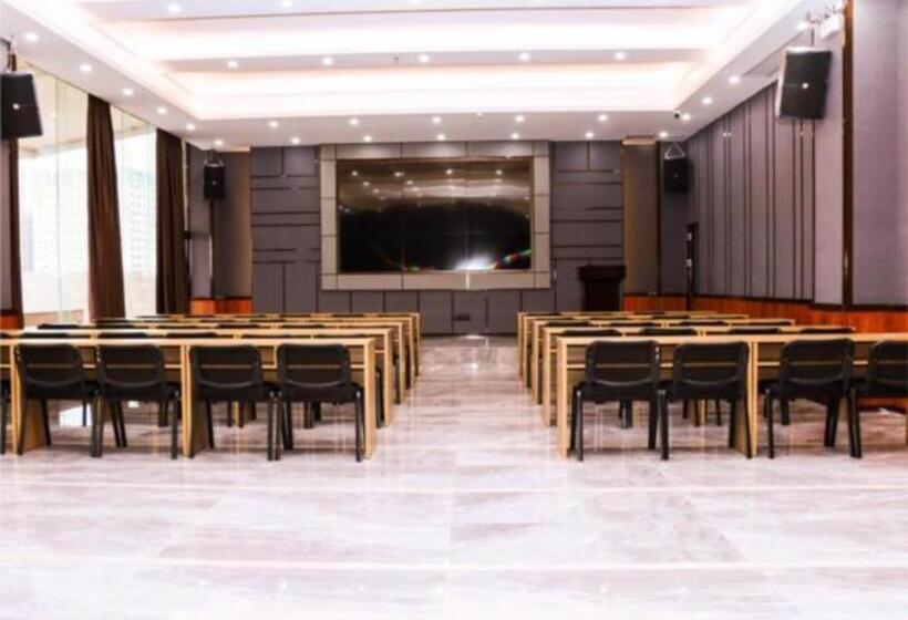 Borrman Hotel Maoming Avenue Donghui City