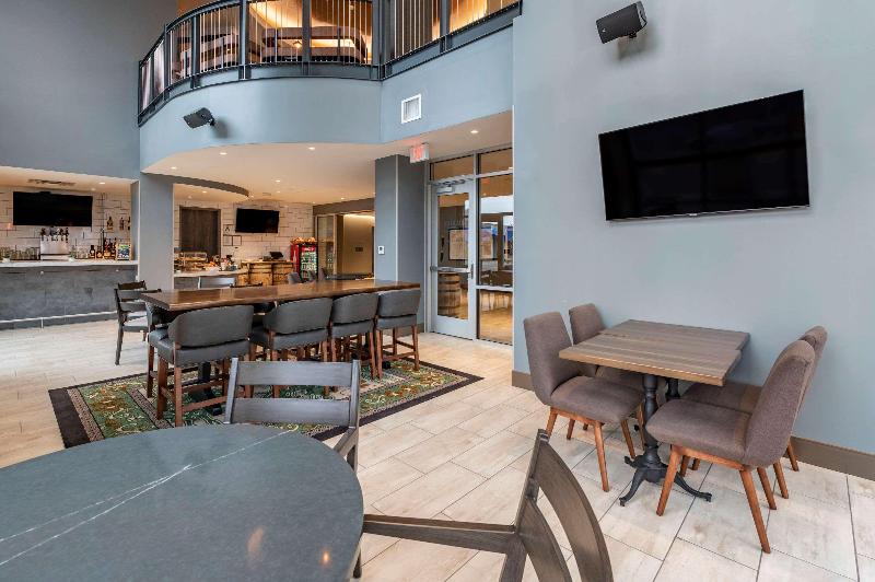 Cambria Hotel Louisville Downtown Whiskey Row