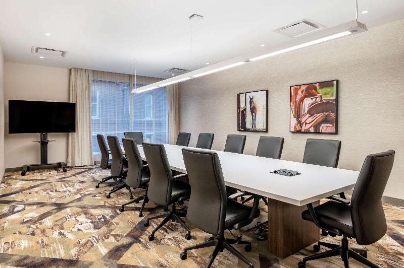 Cambria Hotel Louisville Downtown Whiskey Row