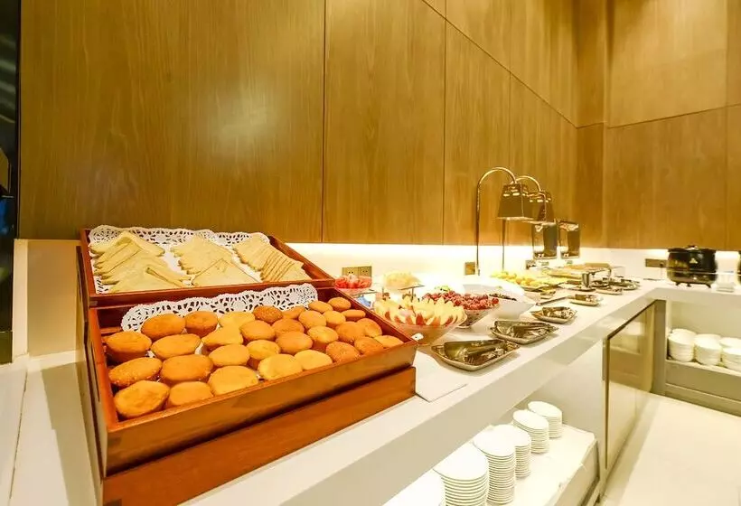 ホテル City Comfort Inn Xiangyang Railway Station