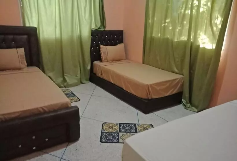 Hotelli Complexe Touristique Abayno