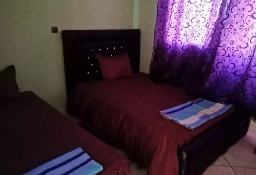 Hotelli Complexe Touristique Abayno