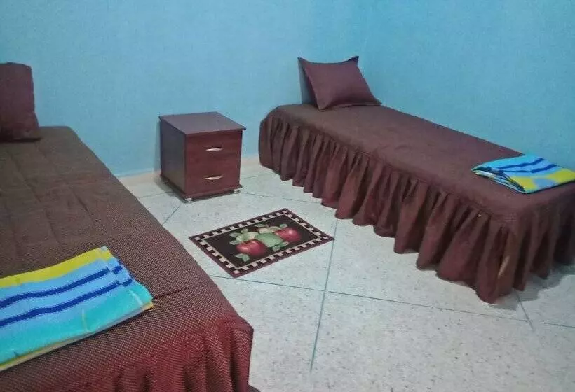 Hotelli Complexe Touristique Abayno