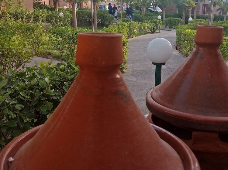 호텔 Complexe Touristique Abayno