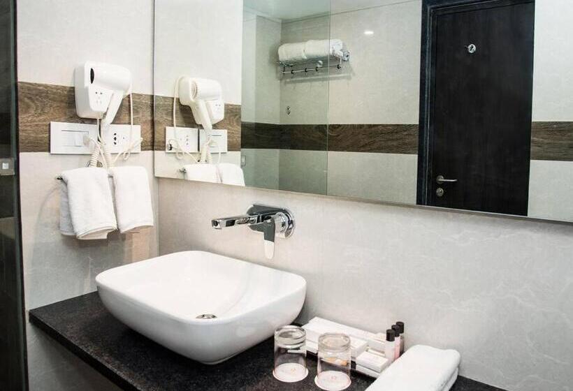 בית מלון כפרי Platinum Shravasti