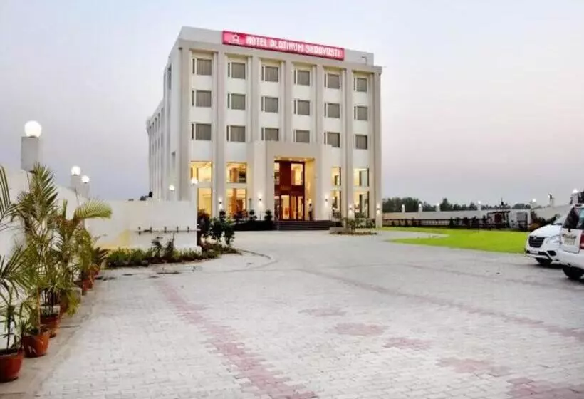 Hotelli Platinum Shravasti